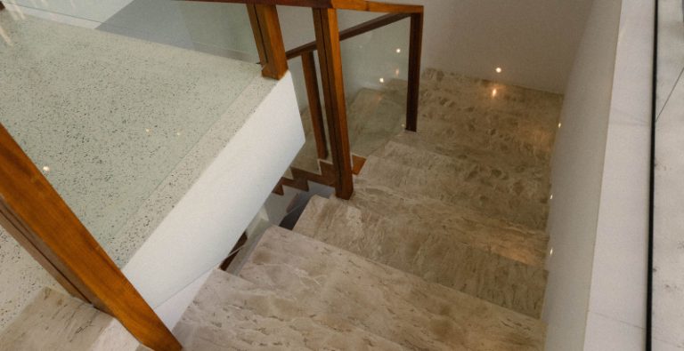 escada-de-marmore-800×411